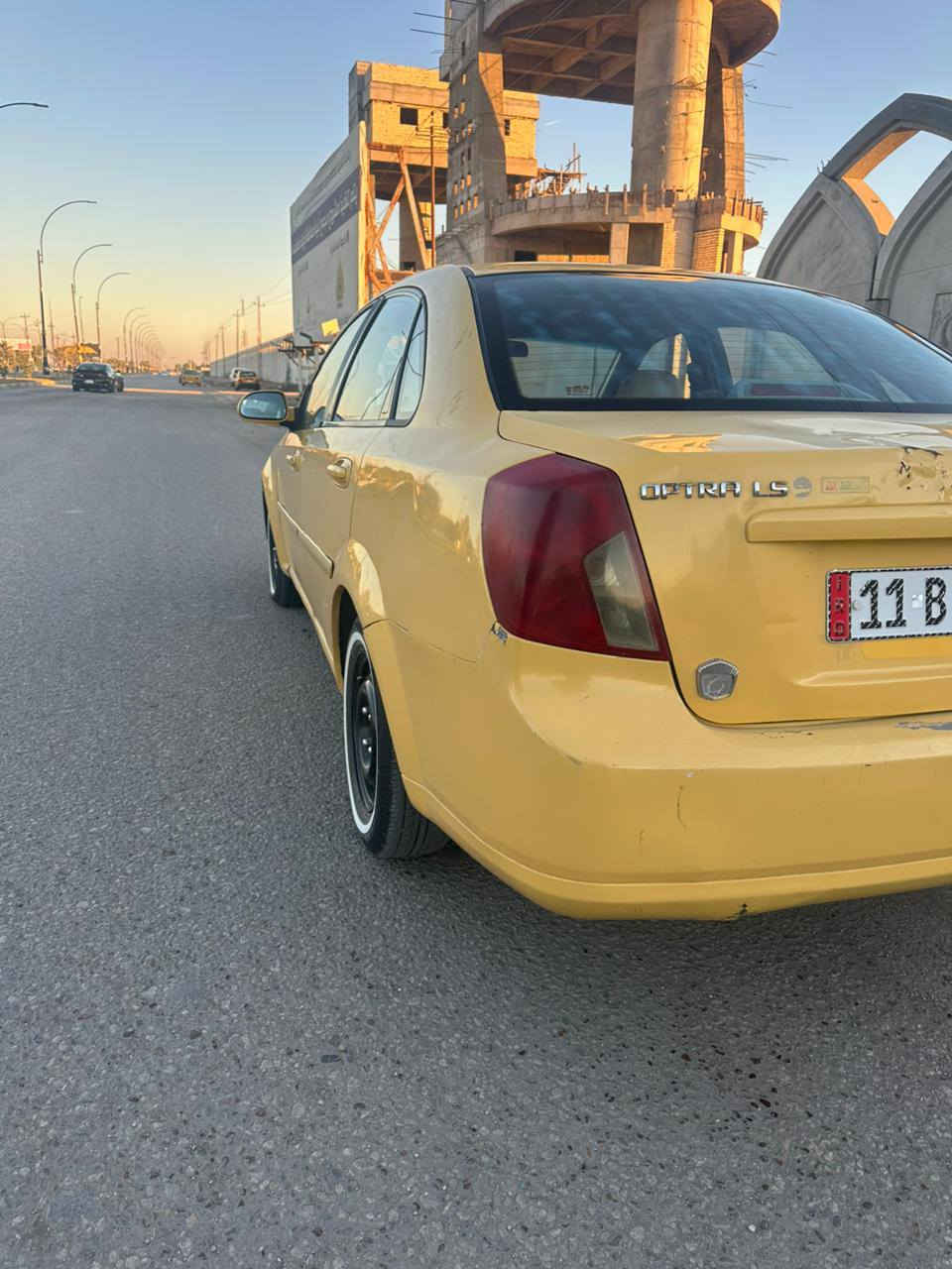 سلام عليكم اوبترا 2011 خليجي الشركه العام اصل اصفر مصبوغه عام وبيها طخطخات بدون ضربه قويه جاهزه مكينه كير حداديه تبريد تخم تاير رقم بغداد بسمي مصفره هيئه وغرامات مكاني كربلاء السعر 60 وبيها مجال قليل (***********)
