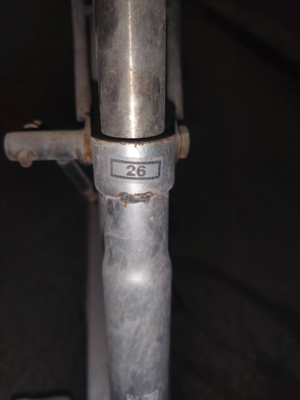 سلام عليكم بايسكل ياباني حجم 26 متروك بس تاير كدام بنجر مكان حي الأئسرئ مفقودين سعر45 بي مجال


**إذا كنت صاحب هذا الإعلان وتريد حذفه لأي سبب، رجاءا أرسل رسالة إلى الدعم الفني**