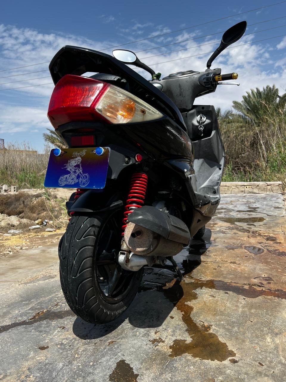 للبيع دراجة نارية في البصرة
الدراجة اشتريتها حاوية , اشتريتها بمبلغ مليون و400 ألف دينار. بعد فترة تبين انو شخط بستم وكان سبب نقص الدهن، وتم إجراء تجفيتة كاملة للمحرك بشكل أصولي, والدراجة حالياً شغالة بصورة جيدة.
استخدام شخصي, وبها بعض الآثار البسيطة من الاستخدام والسقوط الخفيف كما موضح بالصور.
السعر المطلوب: 900 ألف دينار, وقابل للنقاش بالمعقول للمشتري الجاد.
للاستفسار أو المعاينة على الخاص.
رقم الهاتف ***********