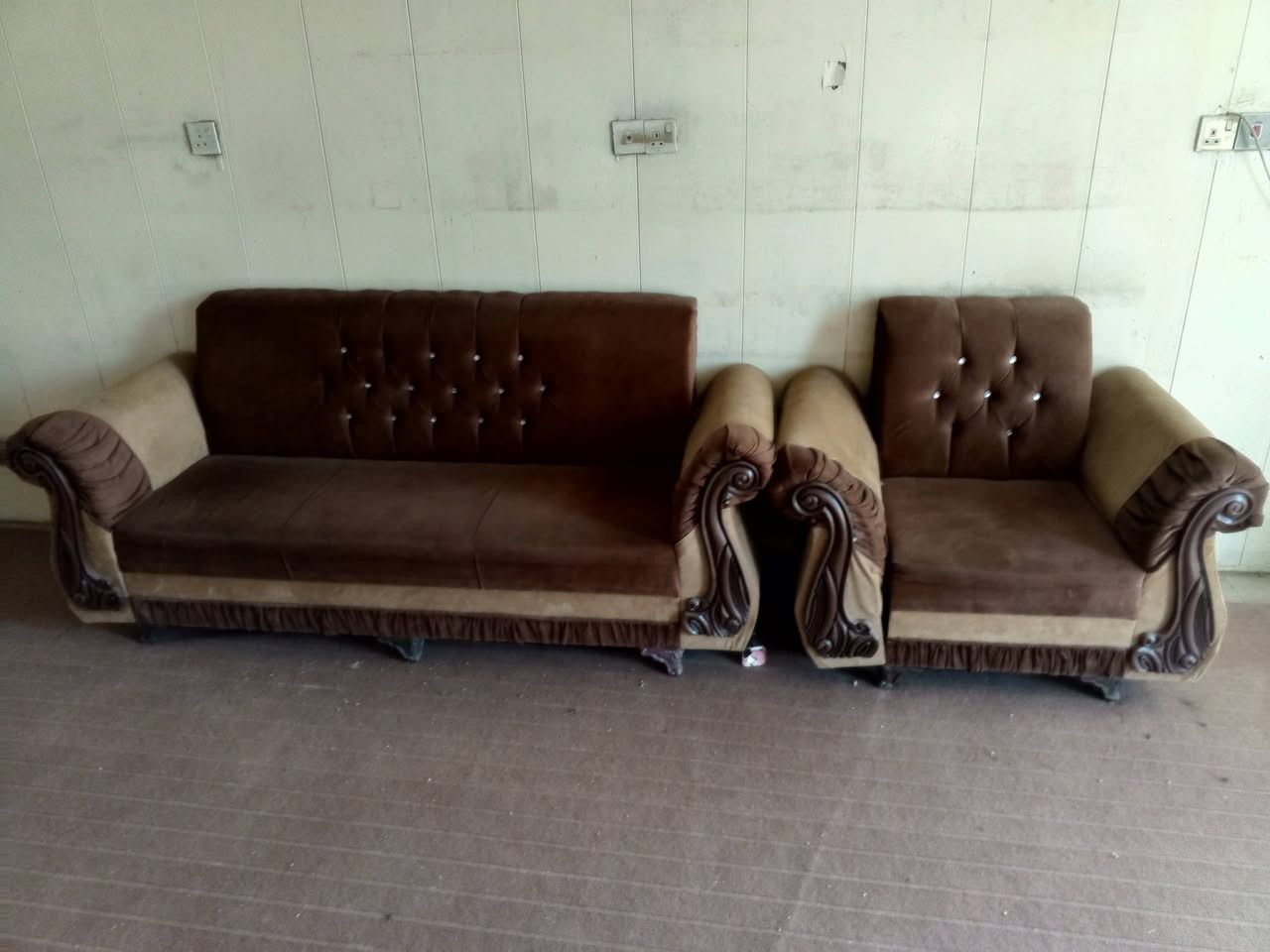 للبيع ***********
