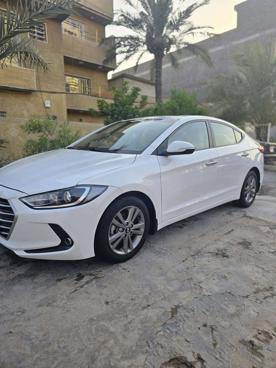 النترا ٢٠١٧ خليجي
مكينة ٢٠٠٠ دوش السيارة جديدة ماشية ١٠٠ الف كلشي مناقصها تبريد تدفئة شغال حدادية جديدة تخم تاير جديد السيارة فول ماعدا البصمة بيها جاملغ مبدل نفس الون بلادي صفحة السايق وصبغ ربع باب امامي سائق والسونار موضح بل صور
السعر ١٤٠
عنوان بغداد البنوك
***********
