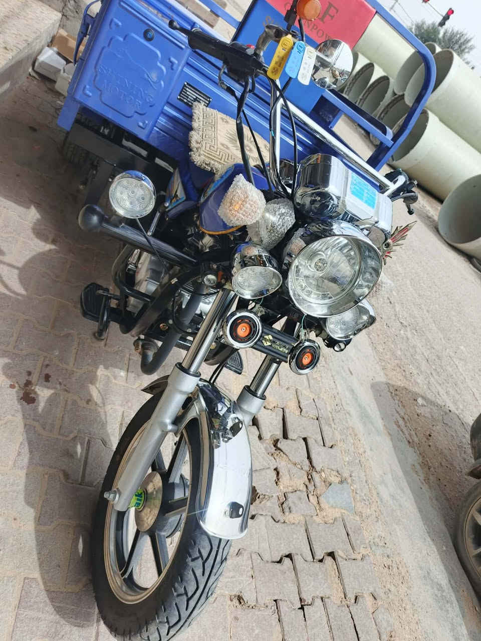 سلام عليكم ستوته للبيع موديل 2023وكيله نبيل ستوته جديده صله 25يوم من طلعه دوره بسمك من وكيل كفاله عامه شاصي كهربائيات كله شغاله اخت جديده مكانه ديوانيه حي العسكري الشراي يتصل ع***********
