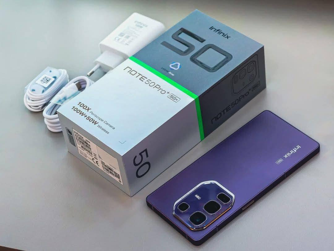 جهاز للبيع بسعر 400الف وبي مجال التواصل خاص يوجد توصيل. البيع مستعجل 📱📱 Infinix Note 50 Pro
• الذاكرة الداخلية: 256GB
 • رام: 8GB
 • الكاميرا الخلفية: رباعية 108MP + عدسات متقدمة للتصوير الاحترافي
 • الكاميرا الأمامية: 32MP لصور سيلفي واضحة
 • الشاشة: 6.78 بوصة AMOLED، معدل تحديث 120Hz لتجربة مشاهدة سلسة
 • البطارية: 5000mAh مع شحن سريع 33W
 • نظام التشغيل: Android 13
جهاز للبيع بسعر 400الف وبي مجال التواصل خاص يوجد توصيل. البيع مستعجل 📱o


**إذا كنت صاحب هذا الإعلان وتريد حذفه لأي سبب، رجاءا أرسل رسالة إلى الدعم الفني**