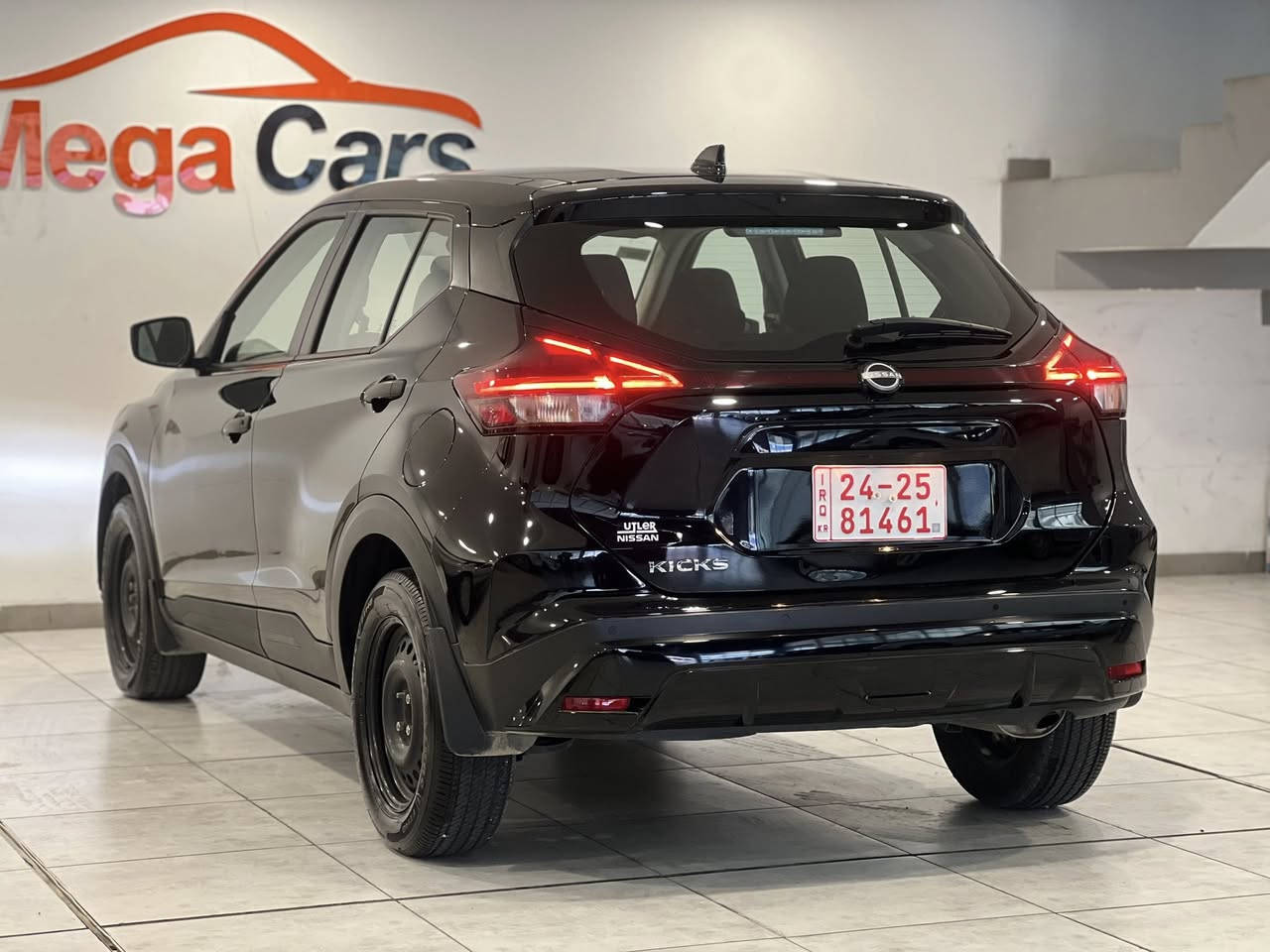 نيسان كيكس 2024 S 
ماشيه : 14 الف ميل محرك 16 
ضرر السيارة : جاملغ و ربع الباب جهة السايق صبغ 
ايرباك ستيرن و تكمة راجع بلادي 
مكان السيارة دهوك السيارة كاتى تترقم شمالي 
السعر : 135$ ورقة و بيها مجال 
للتواصل : 
***********
***********
