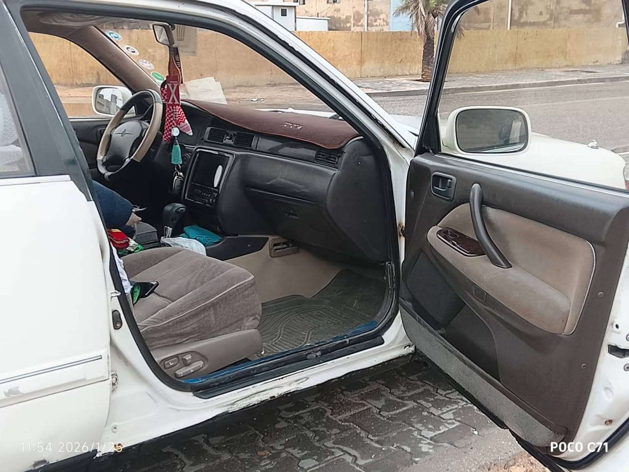 السلام عليكم للبيع راس الثور ايسر بلاد مكفوله من الگص والنقل الجثه والعيب الشرعي والضربه القويه مصبوغه عام جماليه 
مديل:99
كير و مكينه:3000فيفيتي خيرمن الله 
حداديه وتواير خير من الله 
رقم الهاتف:***********
