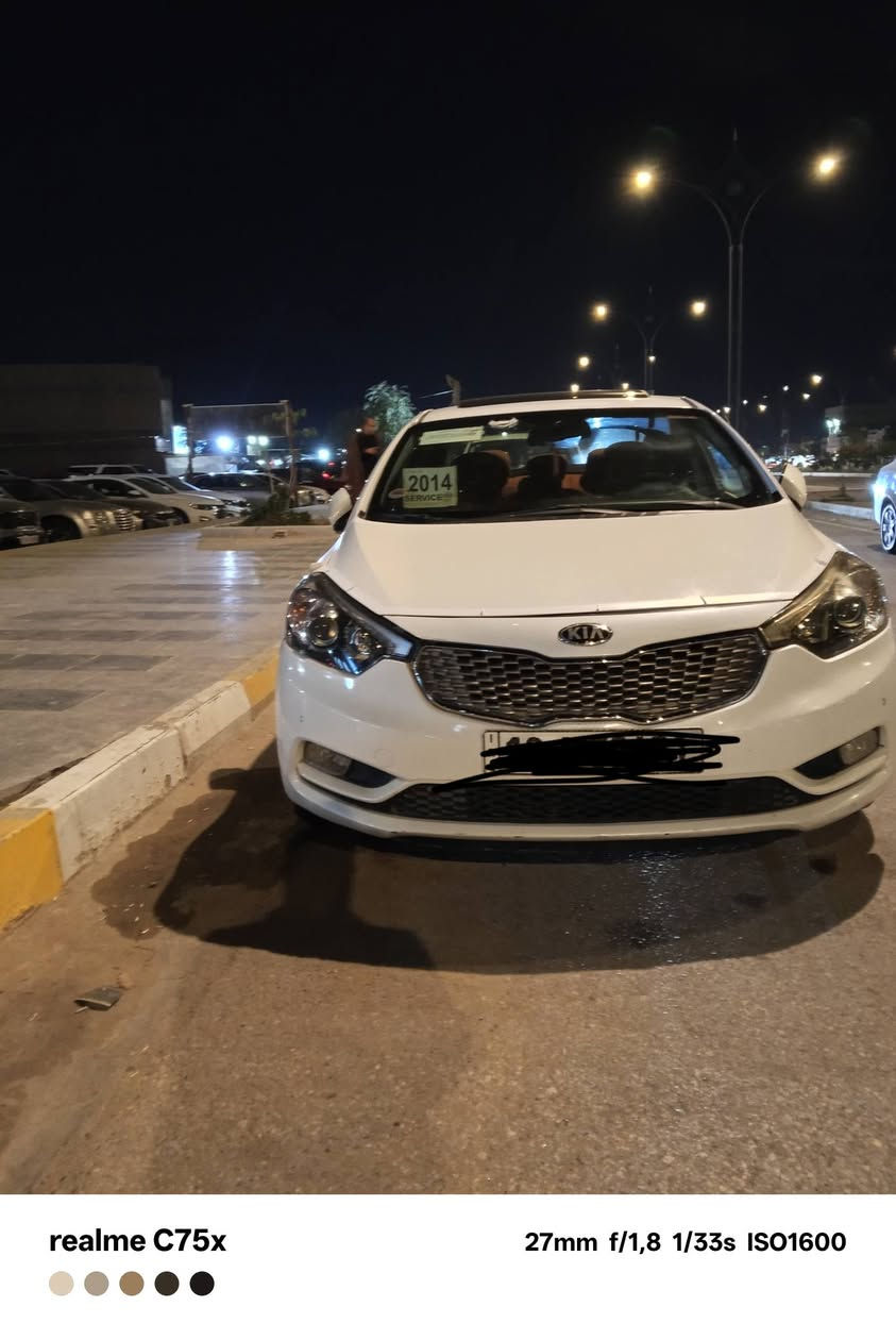 السلام عليكم سيراتو14صبغ جاملغ وبنيدقليل بدون ضرارمراوس عادي لسعر20ناصريه مركزاتصال***********
