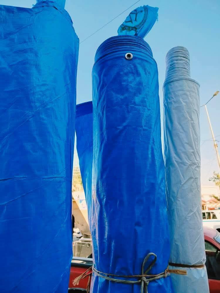 متوفر لدينا چوادر بعدة قياسات 
▪️ عرض ٢ متر — سعر المتر ١٥٠٠ دينار
▪️ عرض ٣ متر — سعر المتر ٢٠٠٠ دينار
▪️ عرض ٤ متر — سعر المتر ٣٠٠٠ دينار
▪️ عرض ٦ متر — سعر المتر ٤٠٠٠ دينار
🔹 ملاحظة: القياس يكون من الطول فقط
📍 العنوان: سوق القيارة
📱 واتساب للحجز والاستفسار: https://wa.me/9647753136993


**إذا كنت صاحب هذا الإعلان وتريد حذفه لأي سبب، رجاءا أرسل رسالة إلى الدعم الفني**