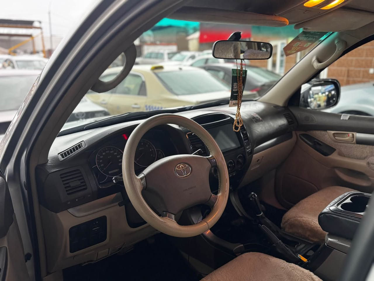 پڕادۆ 2006
گێڕو مەکیبەو تەبریت بەشەرت
بێ بۆیاخ بێ سارد بێ کرانەوە 
کاڵبوونەوەی نییە
مەکینەی 4 بستۆن گێڕ ئۆتۆماتیک
دەبڵ ئەکسل بەشەرت
سەنەوی تازەیە

139$
*********** السليمانية, العراق
