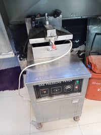 مكينة ايسكريم • جدر كنتاكي • معدات مطاعم