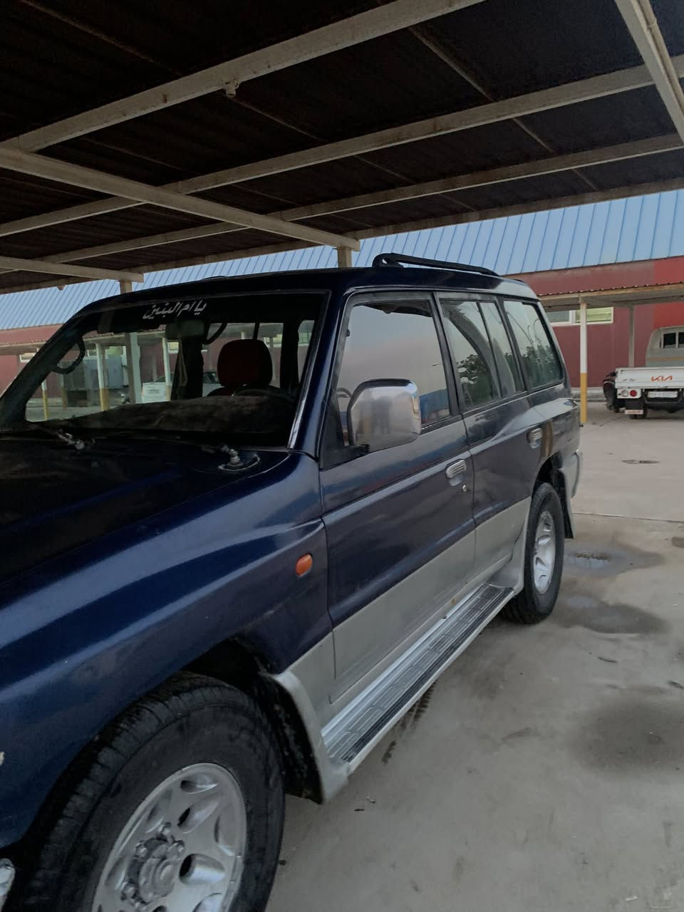 سلام عليكم سيارة باجيرو للبيع سيارة جاهزه من كلشي مديل 1999 كير مكينة كفاله وتبريد  البدي شوف العين 
العنوان البصره الجمهورية 
واتساب ***********
هاتف ***********
السعر 55 وبيه مجال بسيط
