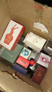 ١٥ عطر • رجالي ونسائي • شلعة كاملة