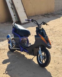 السعر 150قفل كلشي شغال رقمي  07777633080 بس واتساب موجود
