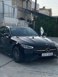 للبيع مرسيدس C300 2024  المواصفات:  فتحة سقف بانوراما قطعتين •  خمس كا...