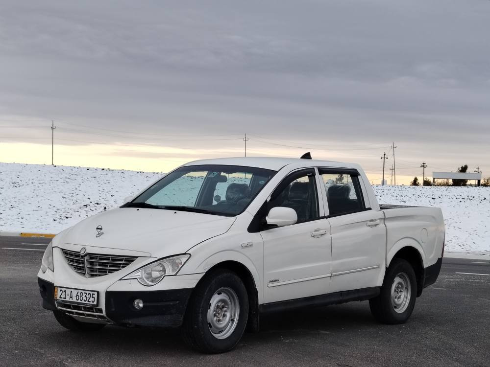 سانیۆنگ مۆدیل2011 دەبل ئەکسل
سەنەوی و هەززەی تازەیە
گێڕ عادی گێرومەکینەو ئەکسل بەشەرت 
پێنج پارچەی بۆیاغە پشت و پێشی لێدرانی نیە
توندوتۆڵە بێ مەسرەفە
نرخی 78 وەرەقەومەجالێکی کەم 
***********ڤایبەر وەتس ئەپ
***********لەشاری کۆیەم كويسينجاك, أربيل
