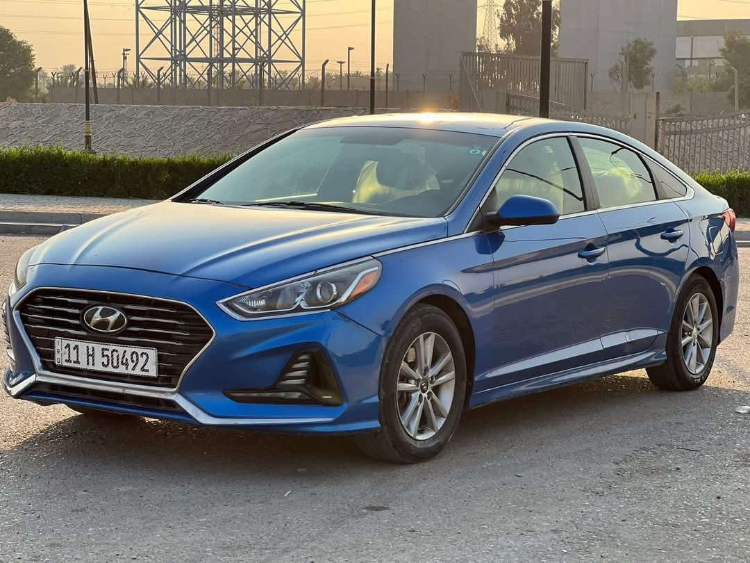 سوناتا موديل 2018محرك 2.4امريكي
ماشة 93m
كير 6نمر 
حادثها جاملغ ايسر امامي سرقة
باقي السيارة مكفولة 
استخدام شخصي 
سعر 130بي مجال بسيط
***********
