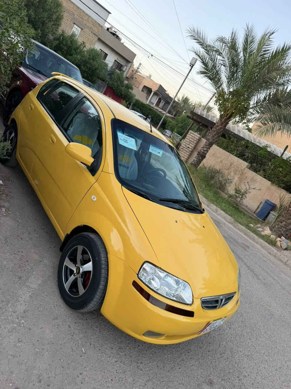السلام عليكم
للبيع شوفرليت افيو موديل ٢٠٠٨ 
رقم بغداد الجديد سنوية بأسمي لل ٢٠٣١ هزة جديدة مصفرة غرامات وهيئة 
محرك ١٦٠٠ كير اوتماتيك مكفولات 
حدادية جيدة تبريد شغال وثلج تخم تاير ويل كب جديد 
السيارة وارد امريكي داخله من الخارج بهذا اللون يعني اصفر بلادي واني صبغتهه عام لجمالية اثر جراد وشخوط وعندي صورهه قبل الصبغ مكفولة من الحادث والدواخل
سيارة نظيفة وجاهزة للاخير والسعر ٥٢ ورقة 
مكانهه بغداد ضباط حي الجهاد  ***********
