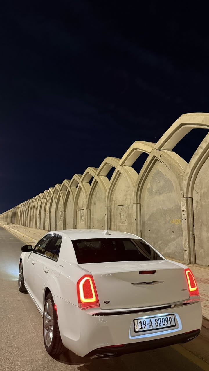 سلام عليكم 
كرايسلر 300 تورنگ
اوباما 2018 
دخول جديد رقم كربلاء 
داخلة قبل اربع اشهر 
ماشيه ١١٥ الف 
كشناج جلد وتدفئة 
مري هيتر 
ومواصفات التورنك معروفة 
داخلة كلين بس دعاميه 
بعد الفحص طلع باب كلير وجاملغ مفتوح 
مكان السياره كربلاء 
سياره جديدة وحلوه كلش 
معروضه بسعر 225 
***********
تجي تشوف السياره وتدلل 
@
