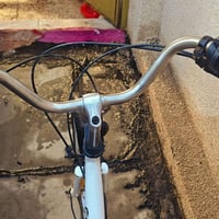 بايسكل بناتي ابيض السعر 60 المكان الشعب 07780101780