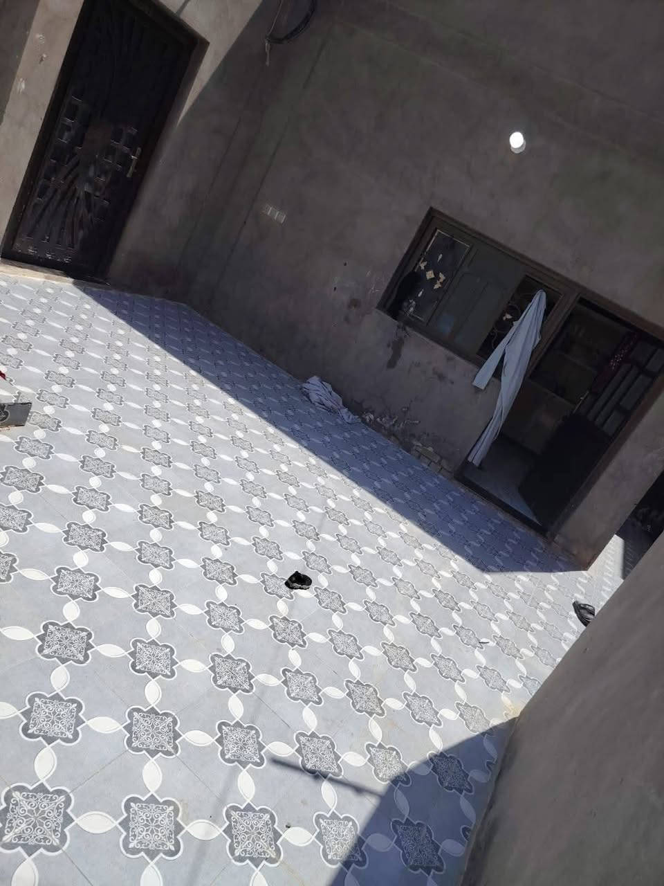 دار سكن ايجار  
الموقع حي اور قرب انور خضير 
على المتنزه المساحه 200متر 
 الاستفسارات اتصل على الرقم 
***********
