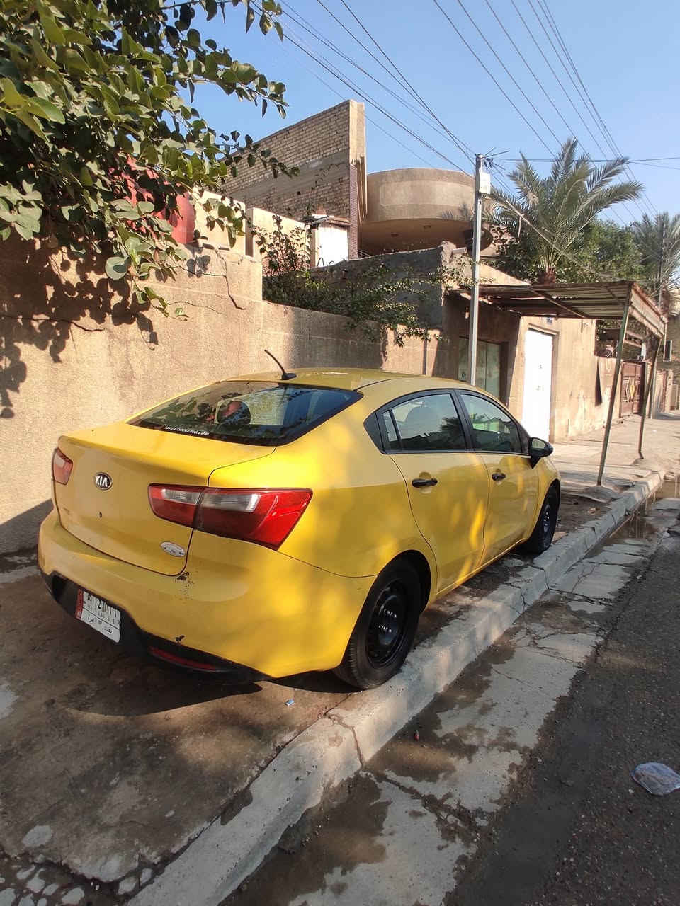 سلام عليكم
كيا ريو موديل 2017 حادثها صندوك معمر نفسه السيارة كلها ليبل واحد الجاملغ الامامي بيه معجون،  بدون ايرباك بيها طخه خفيفه بالجاملغ  الخلفي التبريد عاطل سعر 78 بيها مجال 
***********
