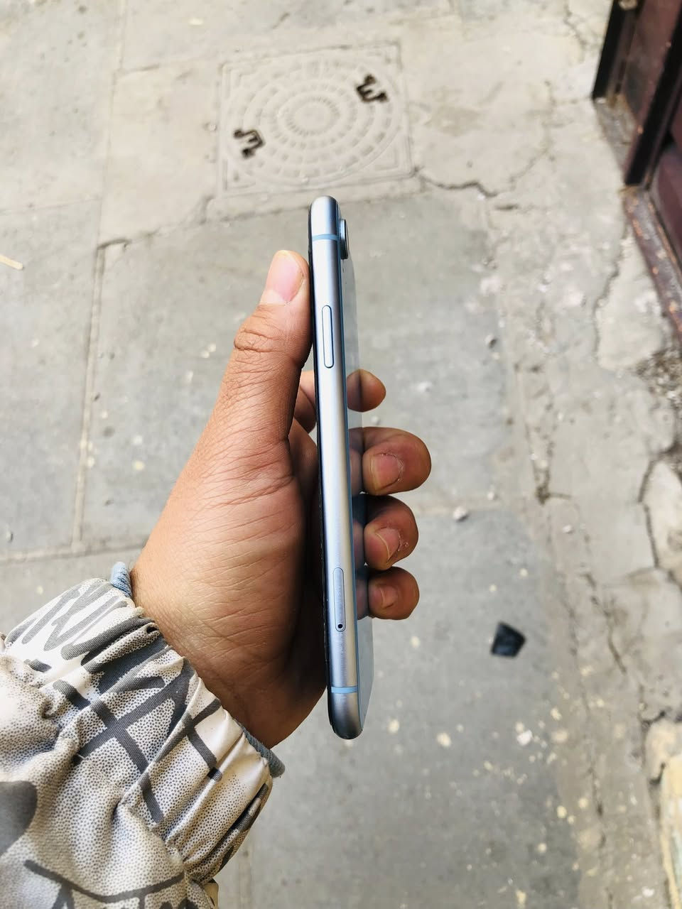 ايفون xr ذاكرة 128 بطارية 79 نضيف حيل بغداد مدينه الصدر سعره 200 وبي مجال
🩵


**إذا كنت صاحب هذا الإعلان وتريد حذفه لأي سبب، رجاءا أرسل رسالة إلى الدعم الفني**