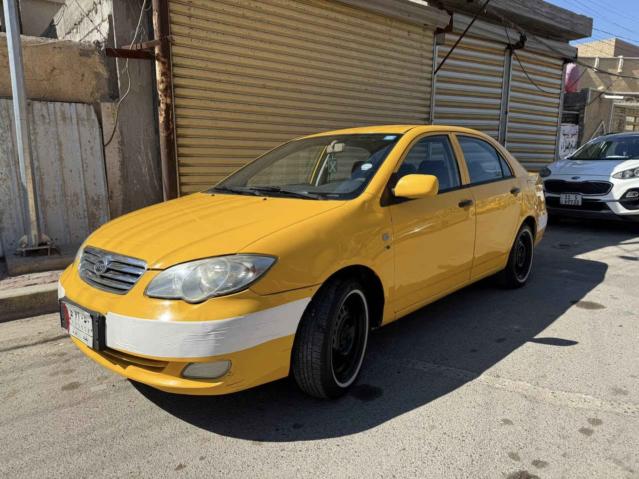 السلام عليكم بي وايدي F3 2019 استلام 2021 رقم بغداد بسمي حره حره مكفوله كفاله عامه مفكوله من ضربه ومن صبغ ومن لبارد ومن طخه ماعده الي موضحهن بلفيدو غيرهن سياره كفاله عامه عامه تخم تاير جديد مكينه جديده صدر امامي خلفي جديد سياره بعد على وضع شركه على لبلاد ربع واحد ماتصرف عليه شرط سونر نصبته حلوه تخم تاير جديد صالي سبوع من شديته سياره خير من الله مكاني بغداد سعر 77 وبيه مجال بسيط رقمي 
***********
