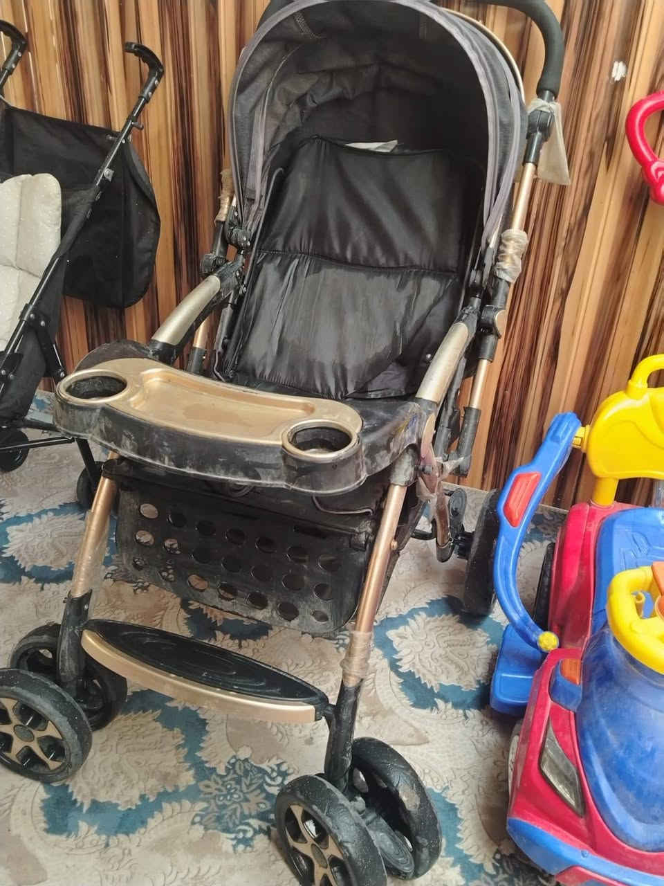 جربايه طفل معه دوشك السعر 100كرسي متحرك السعر 30 عربانه طفل وحده 30 وحده 50 حجله السعر 10 سياره طفل السعر 25 بيت طفل السعر 10


**إذا كنت صاحب هذا الإعلان وتريد حذفه لأي سبب، رجاءا أرسل رسالة إلى الدعم الفني**