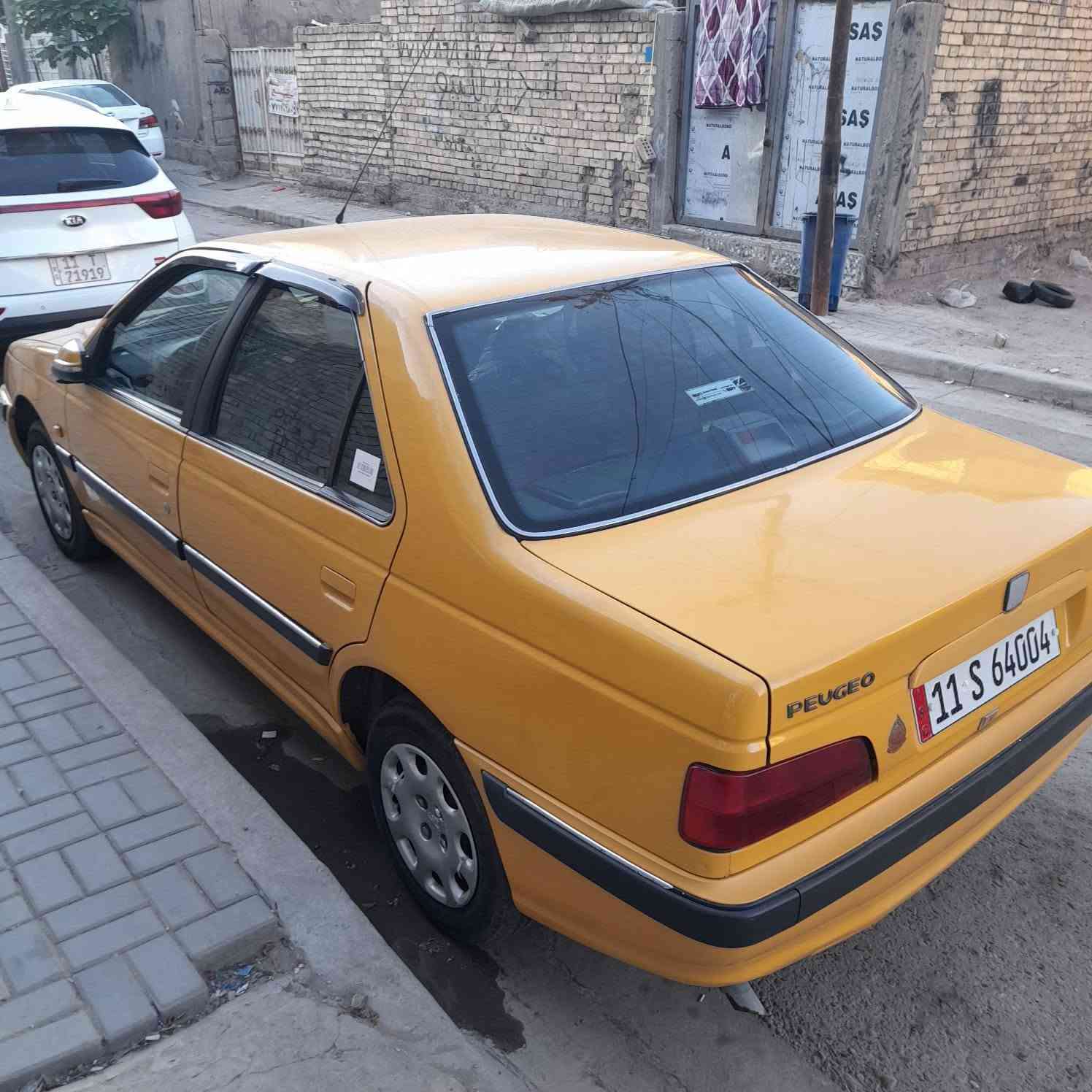 السلام عليكم بيجو بابل ٢٠١٥ گير محرك كشر كفاله رقم دولي بغداد باسمي شاشه كامره تبريد ثلج مصفره هيئه وغرامات باتري جديد ٤٨ وبيها مجال  *********** بغداد العبيدي @
