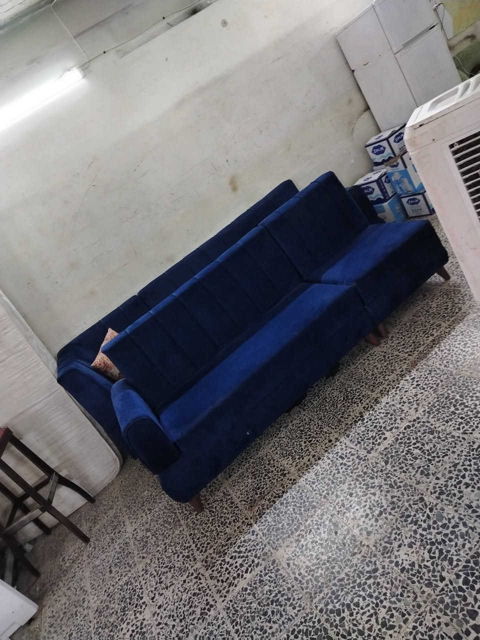 ديوان ٨ نفرات اخو جديذ تفصال ثكيل بدون اي عيب ٨٠ الف


**إذا كنت صاحب هذا الإعلان وتريد حذفه لأي سبب، رجاءا أرسل رسالة إلى الدعم الفني**