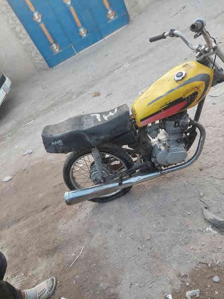 سلام عليكم دراجه شغاله كوم حديد مكفوله من لبوكه البصره الزبير السعر 100 بيه مجال
رقم ***********
