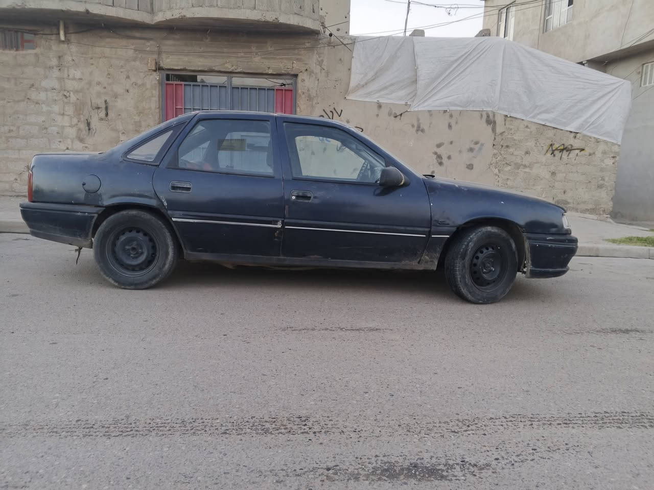 سلام عليكم 
فكترا للبيع موديل 91 
الشرعي بل ايسر شرط التحويل غرامات صفر 
رقم مصطرا دولي كاربون ورقي متوقف يراد يتحدث 
استرين بور طخم الكدام نص عمر الطخم الوره جديد 
محرك بي نفخ الكير شرط السياره بيها ضرر مكاني الموصل الأيمن حي الصحه 
سعر 25 اتصال ***********
