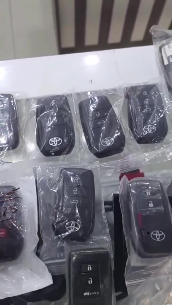 محل كرار صبيح لعمل وبرمجة جميع انواع المفاتيح والبصمات وربط الشاشات والكامرات وكامرات التسجيل الداش كام وعمل السنتر لوك وتصليح زجاج السيارات نوفس 

العنوان بغداد تقاطع المستنصرية مقابل كنافة القدسي 

متوفرين طول الأسبوع 

***********

***********
