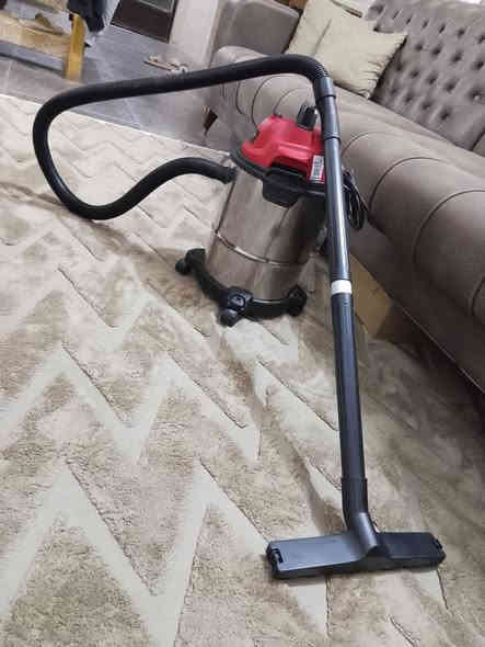 مكنسه كهربائيه الماني باله نضافه 100/100 مجمع الضحى للتسوق المسيب مقابل دائرة كهرباء المسيب عمارة الرحيم 45الف ***********
