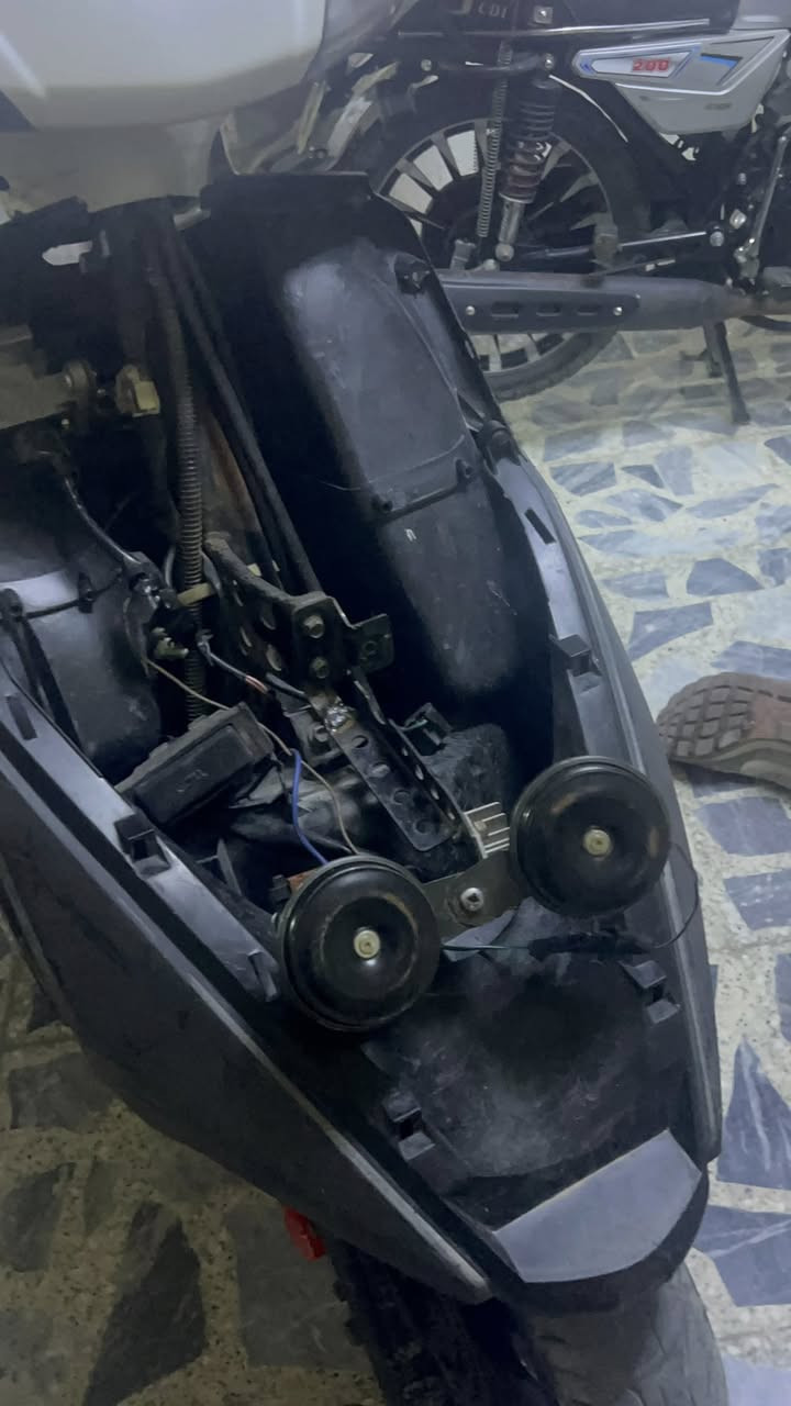 ‏سلام عليكم حبيبي دراجة فريز 500وبيها مجال شراي ‭٠٧٧٥ ٩٦٩ ٧١٢٢‬
