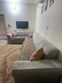 ديوان 10 مقاعد • رجلين مكسورين • مكان العطفيه