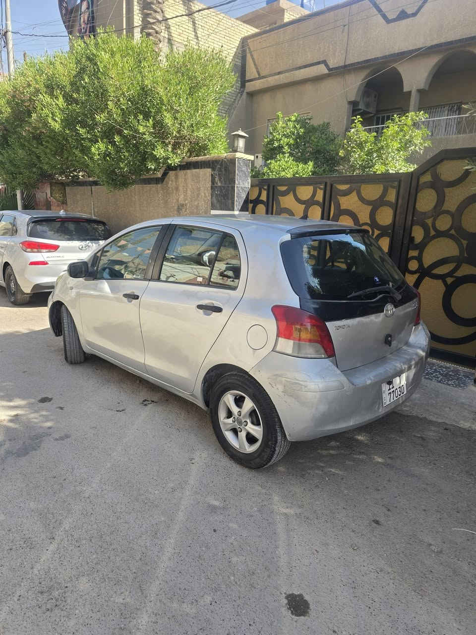 وارد خليجي
ماشيه 200 الف كيلو
بيها ٣ قطع صبغ
بطاريه جديده
بيبان ٢ عكس السايق
وجاملغ خلفي نفس الجهه
بدون لا لغد ولا شاصي
كير اوتوماتيك 
شاشه
رقم بغداد باسمي
سنويه ٢٠٣١
هزه جديده
دعاميه اماميه مكسوره
جبتلها دعاميه جديده بعدها ممشدوده
مكان السياره بغداد المشتل 
السعر 63 وبيها مجال بسيط
للاستفسار 
***********
***********
