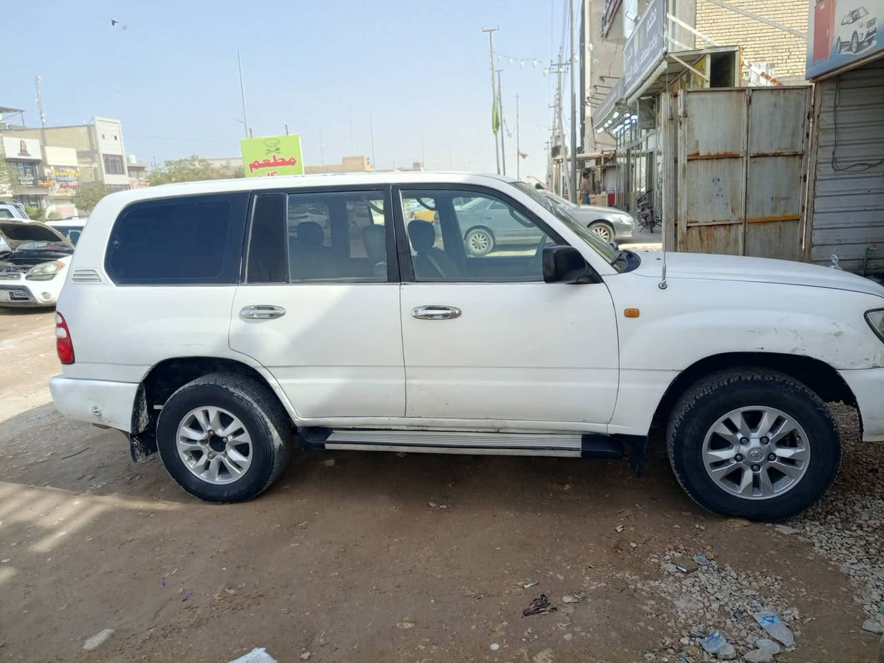 لاندكروز 2004مال مزاد  كفالة  من ضربة كير مكينة تبريد  منضومة غاز جديدة لسعر ، تصل*********** ما اراوس
