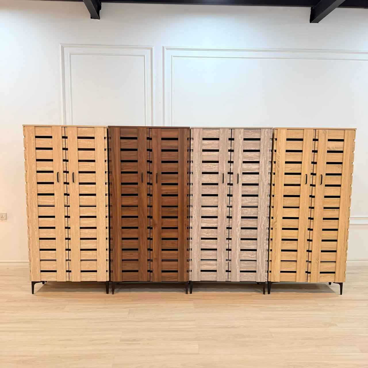 خزانه 2 باب 
ارتفاع 175 سم 
عرض 80 سم 
عمق 32 سم بغداد, العراق


**إذا كنت صاحب هذا الإعلان وتريد حذفه لأي سبب، رجاءا أرسل رسالة إلى الدعم الفني**