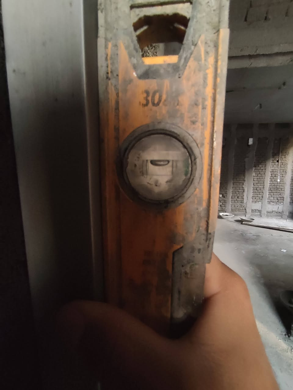 لبخ وبياض درجة اولى واسعار مناسبه والتزام بالعمل بصره فقط ***********
