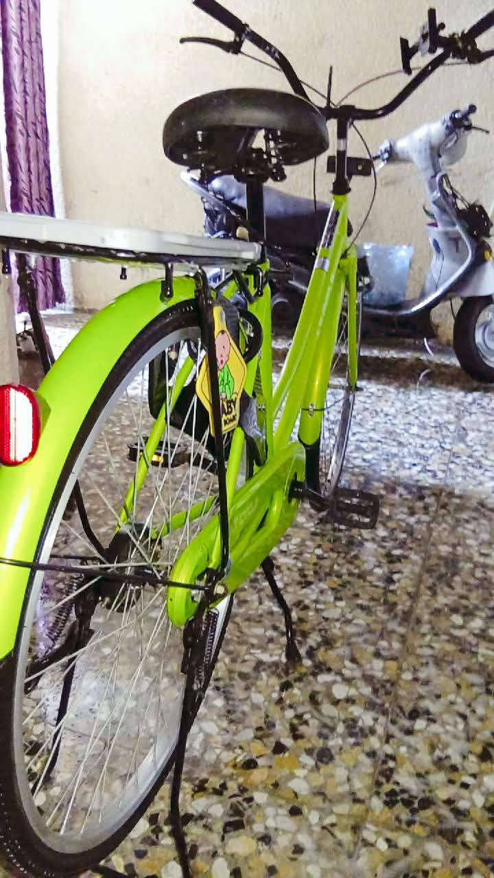 بيسكل بناتي 26 2024 سعر 100 بي مجال بسيط مكان بغداد الثعلبه


**إذا كنت صاحب هذا الإعلان وتريد حذفه لأي سبب، رجاءا أرسل رسالة إلى الدعم الفني**