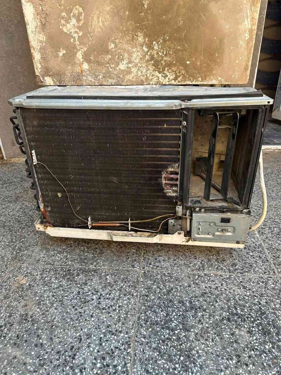 مكيف بي ليك يحتاج شحن غاز2طن توسوت للبيع السعر150وبي مجال


**إذا كنت صاحب هذا الإعلان وتريد حذفه لأي سبب، رجاءا أرسل رسالة إلى الدعم الفني**