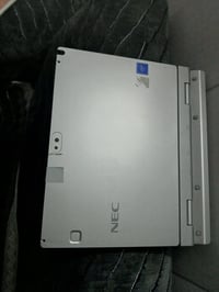 لابتوب • للبيع