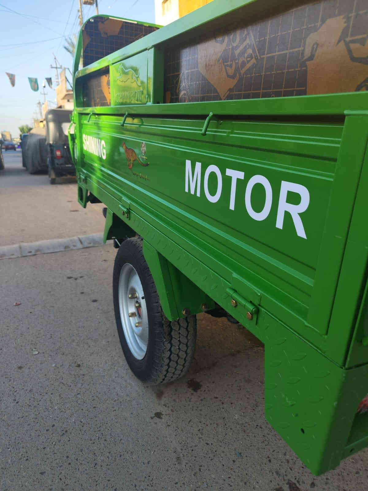 سلام عليكم شباب تسوته للبيع الستوته كفاله عامه زيرو
صار لها سبوعين نازله من الرمبه + الستوته بيها تفصال خشب كامل اوراق كامله شركه بلال السعر مليونين و600 وبيها مجال حك الجيه مكاني بغداد الدوره ابو بشير للاستفسار الاتصال على الرقم ***********
