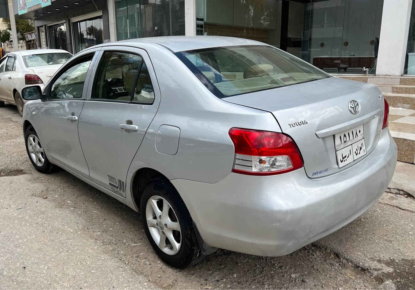 يارس 2009 سةنةوي ساليكة بةسةر چووة گير توماتيك گير مةكينة تةبريد تةقةو رةقة بةشةرت يةك پةلةي بوياخة بي ناو گرتن نرخ 80 گةلا و مةعامةلة 
***********
*********** السليمانية, العراق
