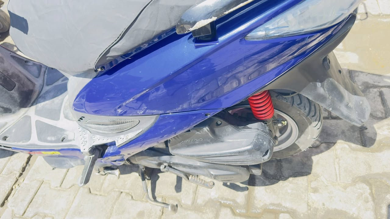 كامكو جي فور دراجه جاهزه سعره ٣٥٠ العنوان نجف حي العسكري قرب مطعم ابو عقيل اتصال ***********
