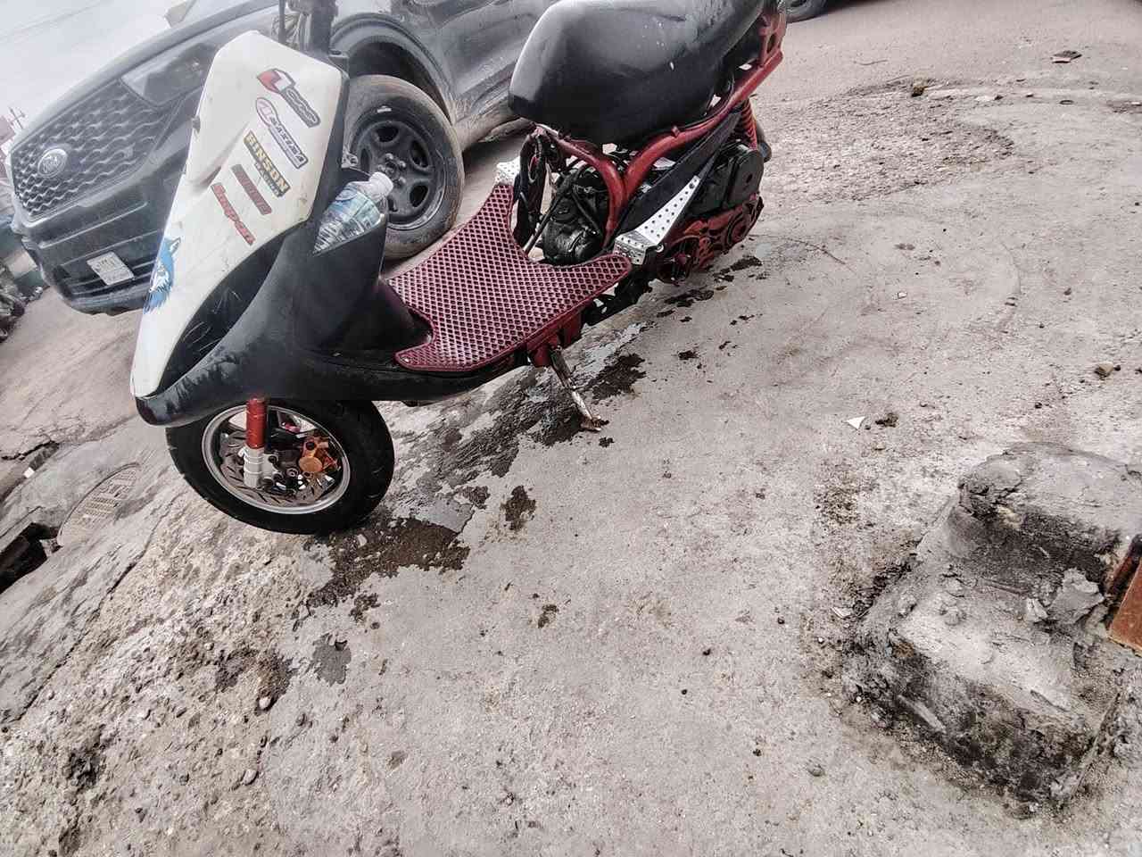 سلام عليكم للبيع دراجه ماكس مال العب بلاديه شلعه ومعدل دارجه شغاله نكره سلف بكاني بغداد البياع شراي يخابر *********** سعر ٤٥٠ وبيهه مجال خاص ماجاوب
