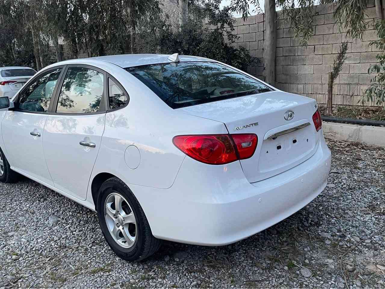 avante 2007 
٤٢ هەزار رۆشتوە  هەمو گیان  بە شەرت  بەس  سلیت نیە  زۆر  تازیە سەیارا ک نرخی ٦٥ گەل 
*********** رانية, السليمانية
