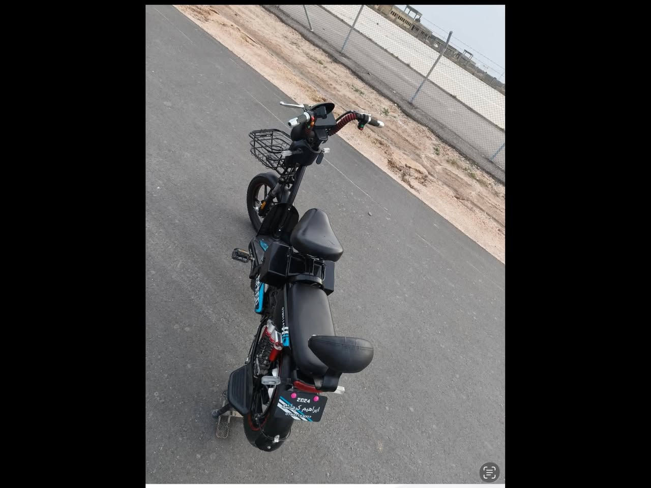 دراجه للبيع نضيفه مابيهاشي بس تبديل بطاريات سعرها 350وبي مجال لل300الرقم ***********
