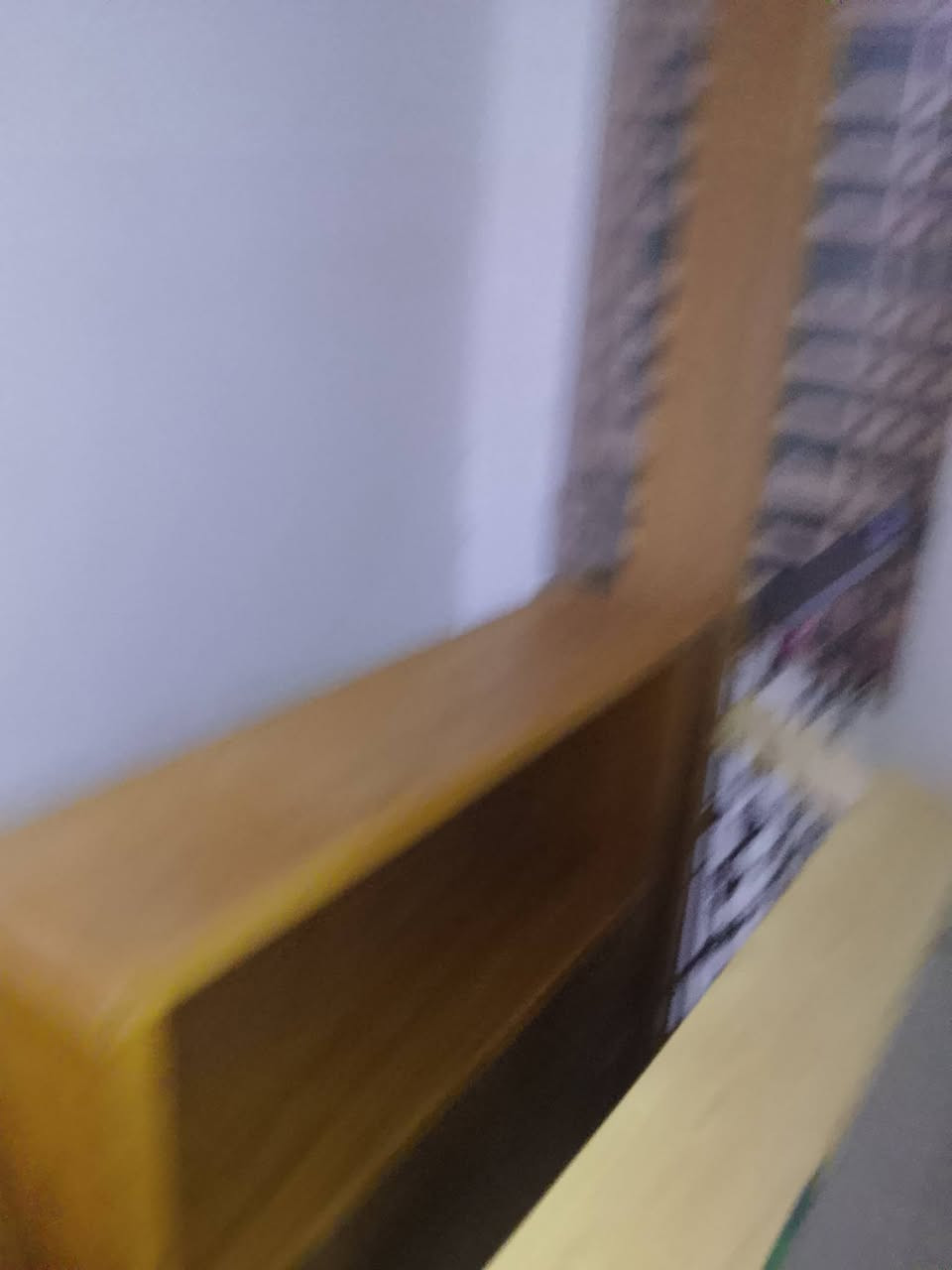 سرير نفر صاج مع صوميه منفصله مع مكتبه موبايل *********** بغداد الكاظمية

