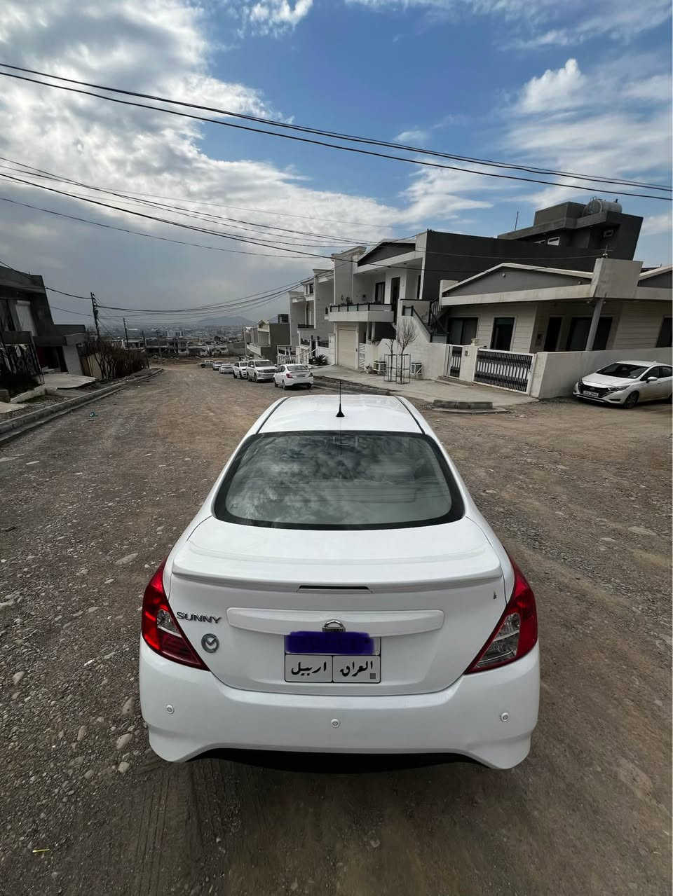 نیسان سەنی مۆدێل ٢٠٢١ یەک دەستە ١٠٤ هەزار ڕۆێیوە بستێک دەرکەی دواوە لای سەکن تەعدیلە دەنا هیچیکەی نیە سەیارەکە خاوێنە مواصفات سوکان ڤۆلیۆم تەبرید مەرکەزی سفری شەریکەیە شوێن ڕانیە ژ.م*********** رانية, السليمانية
